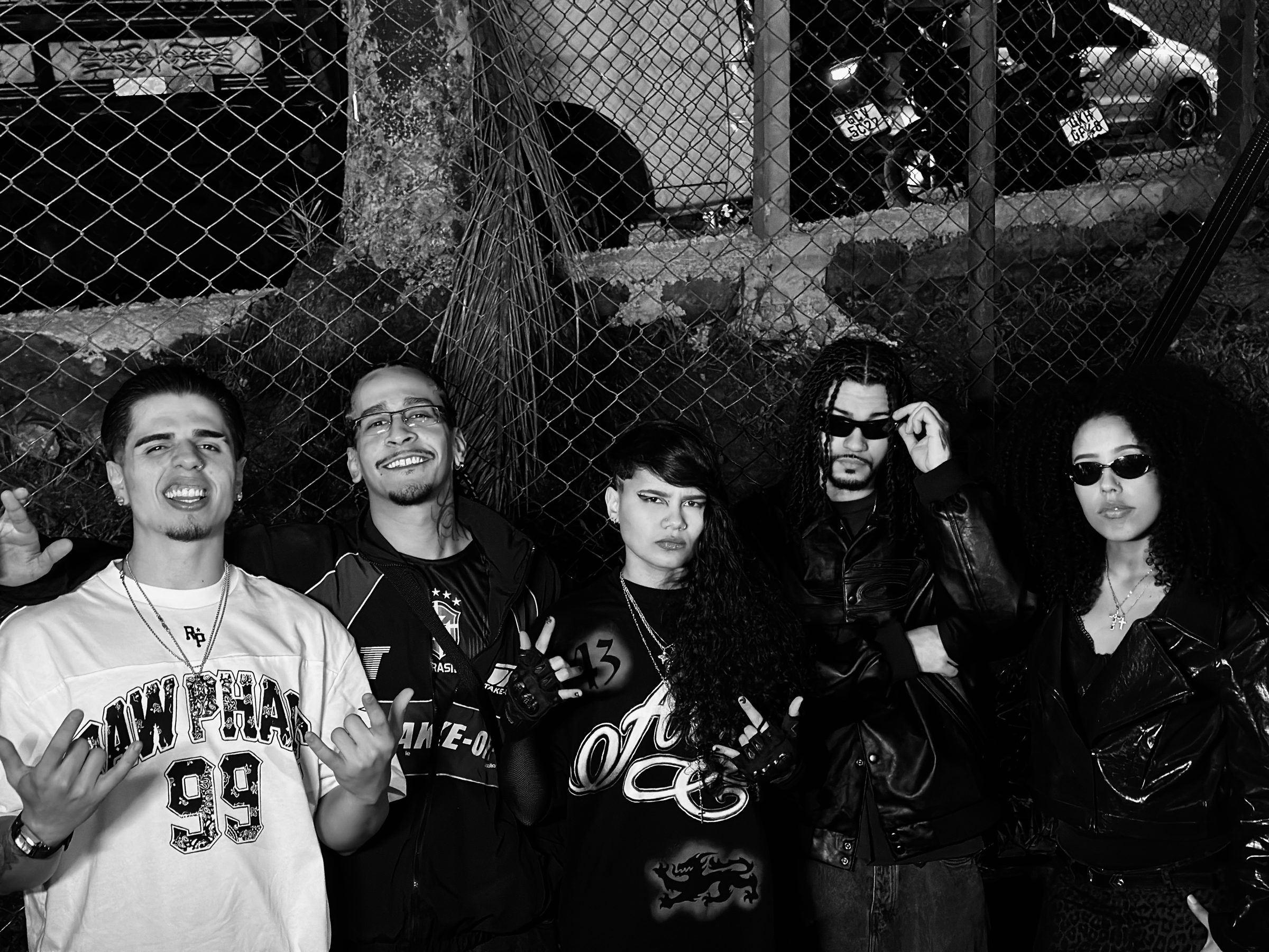 Foto de grupo dos artistas do show BAILON!, 2026